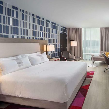 The Summit Hotel Cincinnati Bagian luar foto