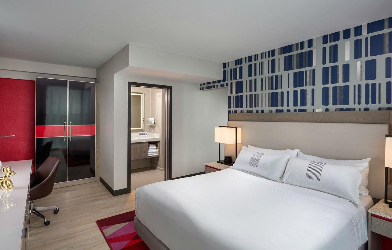 The Summit Hotel Cincinnati Bagian luar foto