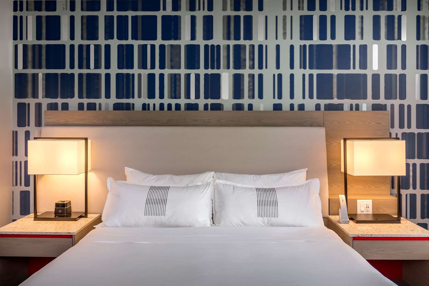 The Summit Hotel Cincinnati Bagian luar foto