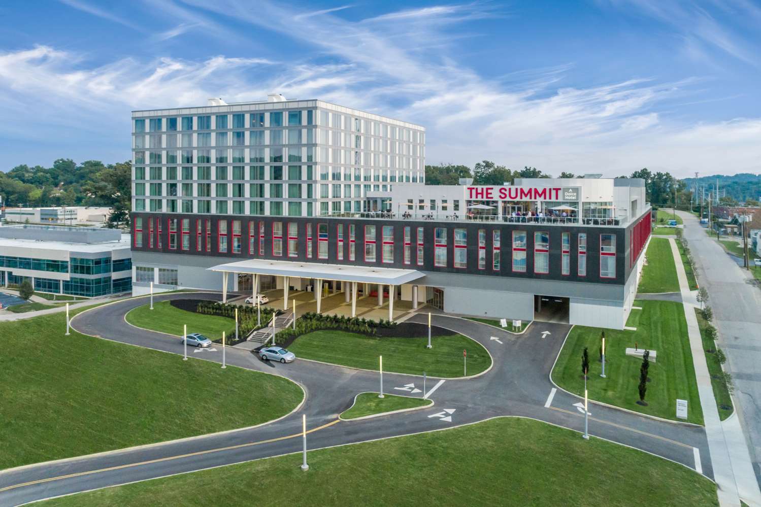 The Summit Hotel Cincinnati Bagian luar foto