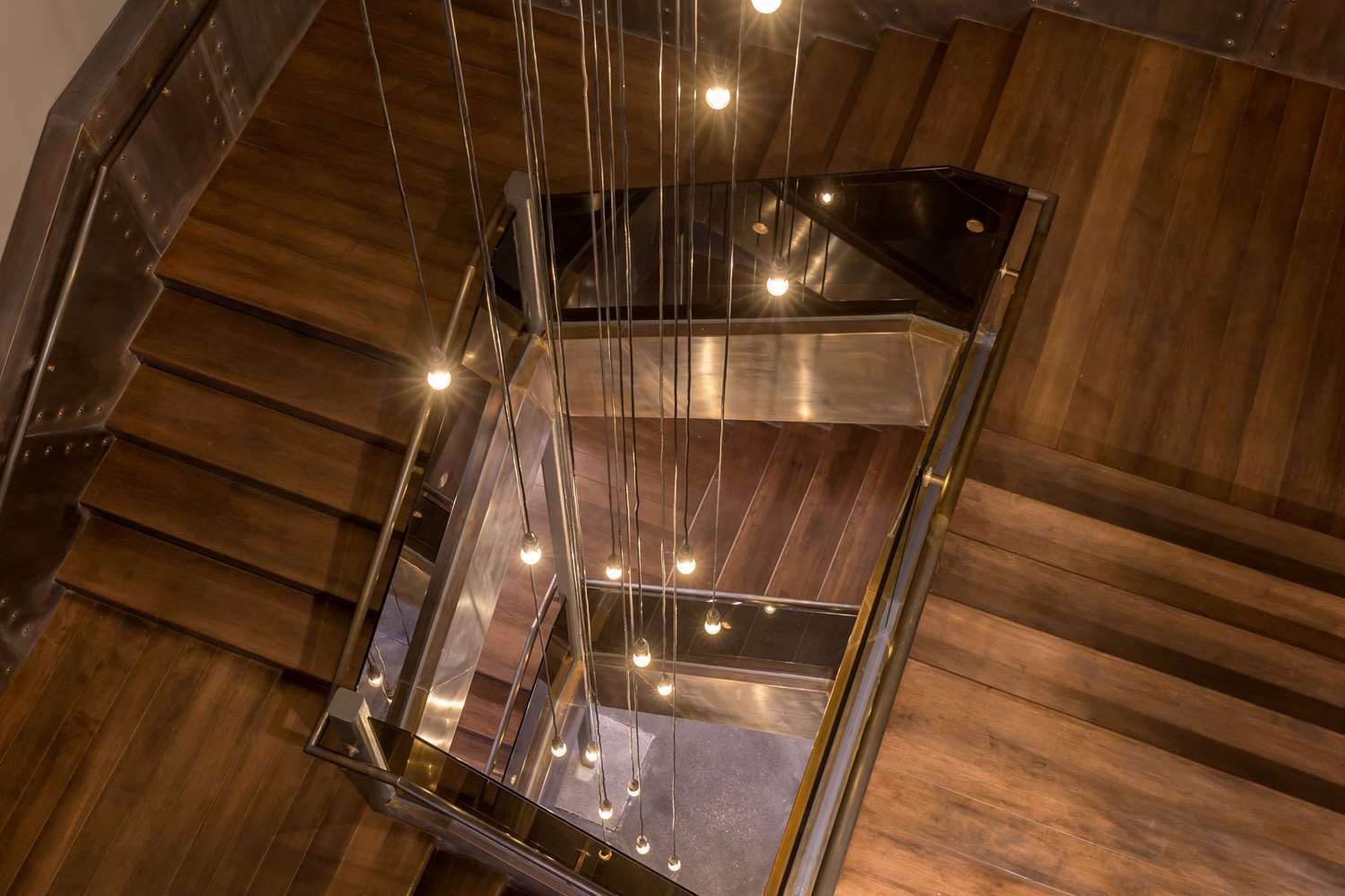 The Summit Hotel Cincinnati Bagian luar foto