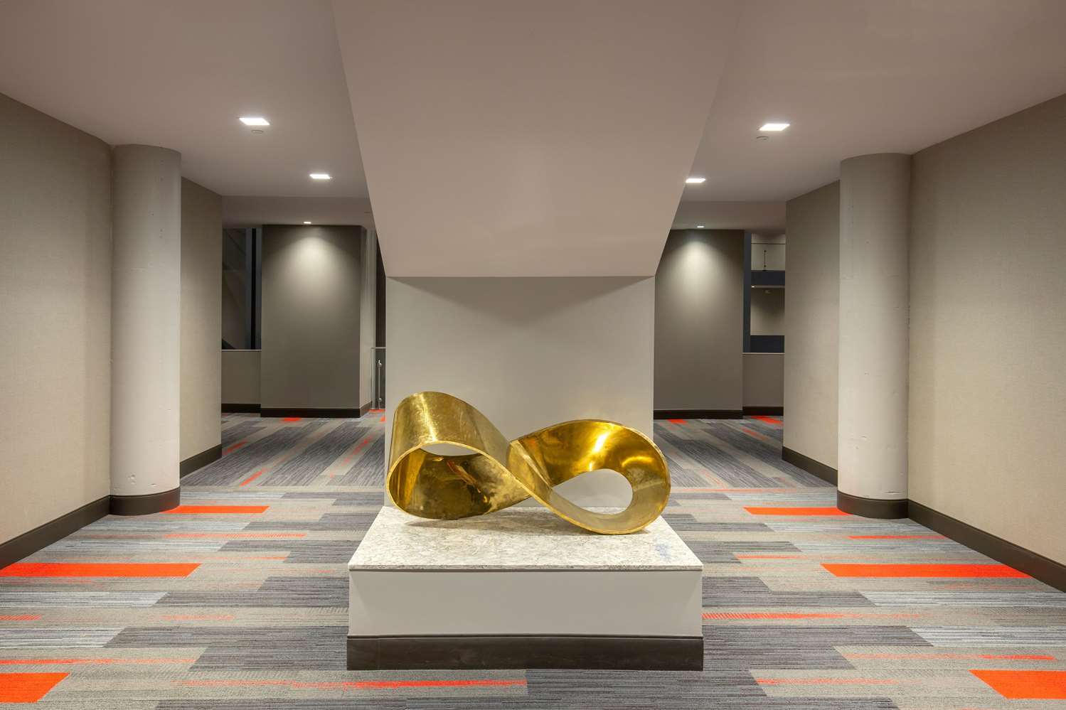 The Summit Hotel Cincinnati Bagian luar foto