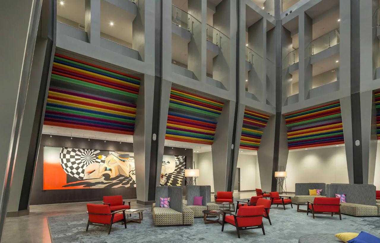 The Summit Hotel Cincinnati Bagian luar foto
